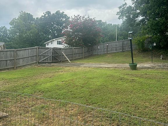 3rd image of 25 Talley Ln