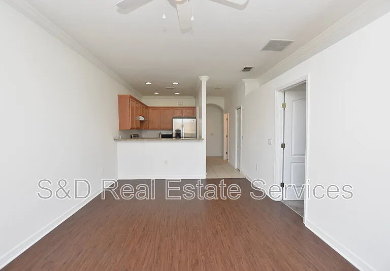 6352 Sedgeford Dr — Photo 8