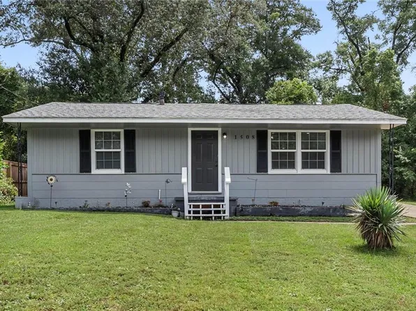 1508 Phillips Ln, Mobile, AL 36618