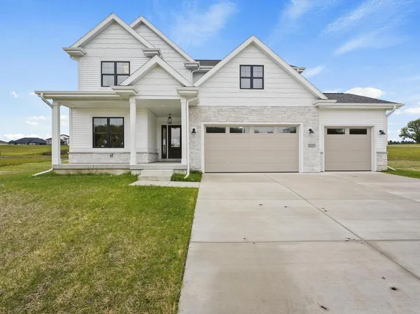 2019 Wellington Place, Cottage Grove, WI 53527