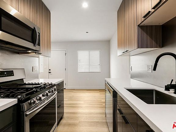 4th image of 9337 National Blvd APT 2