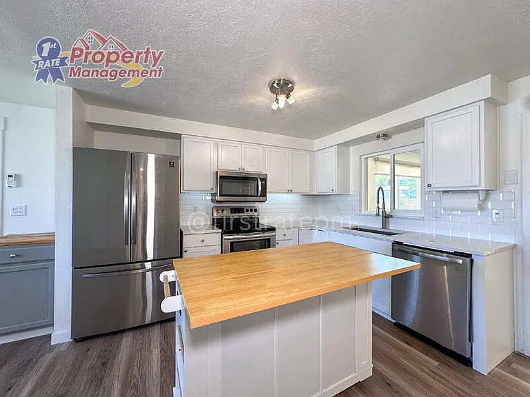 7703 S Mistyglen Ave — Photo 7