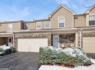963 Old Oak Cir, Algonquin, IL