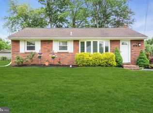 28 1st Ave, Pemberton, NJ 08068