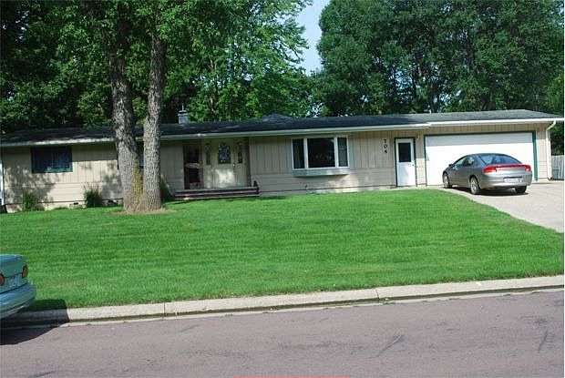 1st image of 704 Shoreacres Dr