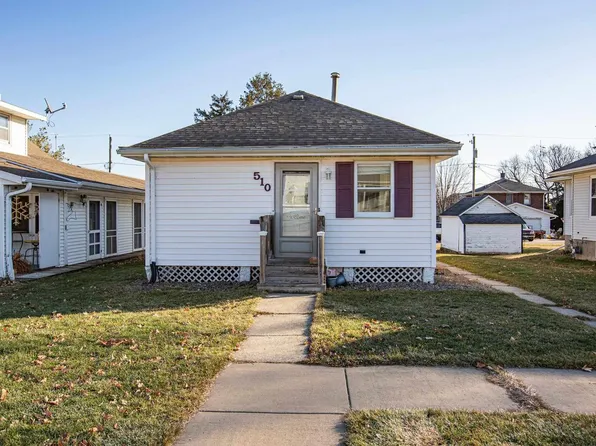 510 North Jackson Street, Cuba City, WI 53807