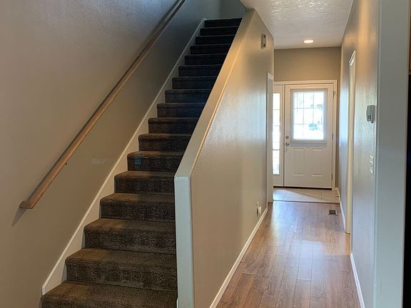 5th image of 16687 Shaw Pine Ct