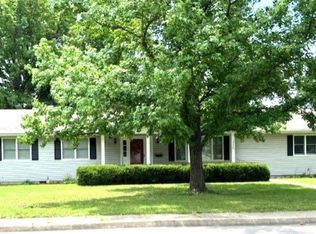 2720 Appleton Ave, Parsons, KS 67357