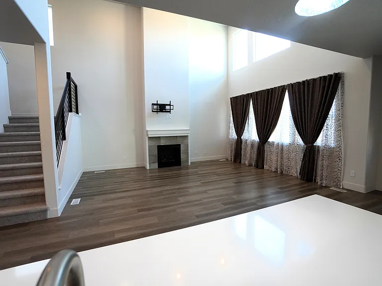245 E Caldera St — Photo 15