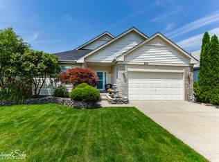 222 Switchgrass Dr, Round Lake, IL 60073