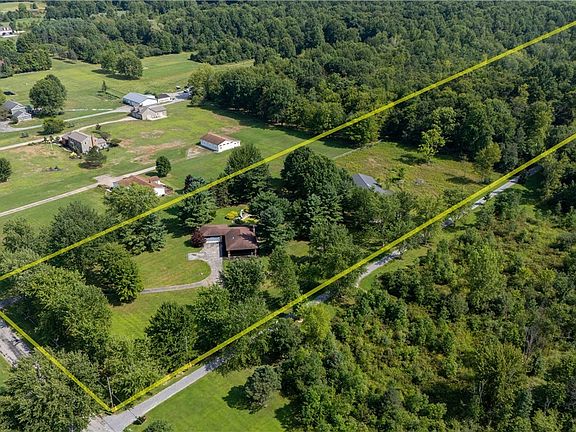 2nd image of 986 Bristol Champion Townline Rd NE