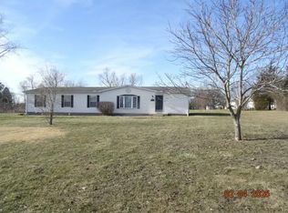 2490 Crabill Rd, Springfield, OH 45502