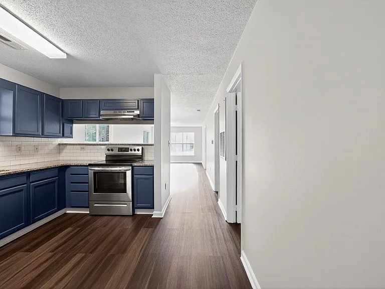 4246 Villas Dr #704 — Photo 6