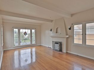 1044 Carmona Ave, Los Angeles, CA 90019