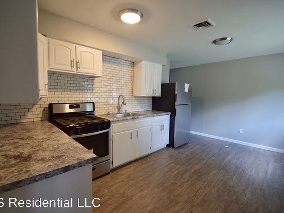 1st image of 1407 Bridge Ave APT 2