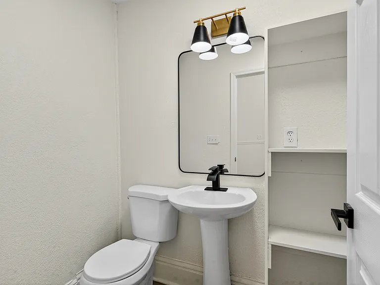 First bedroom bathroom