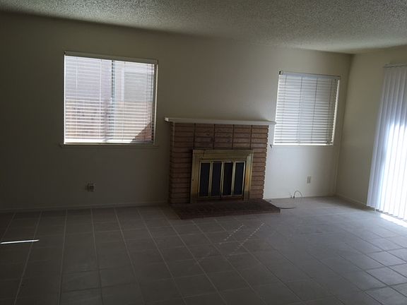 4th image of 1835 N Dearing Ave