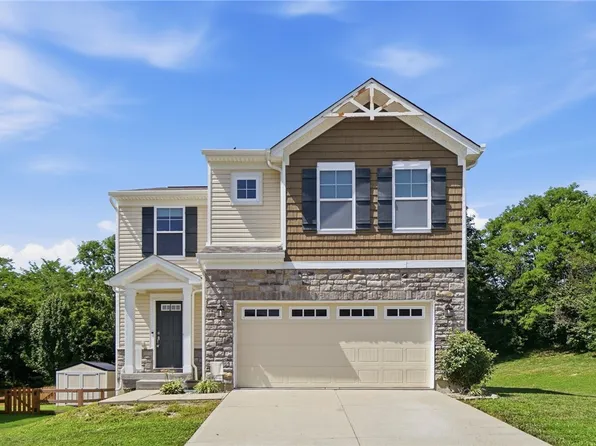 1022 Golden Oak Dr, Hamilton, OH 45013