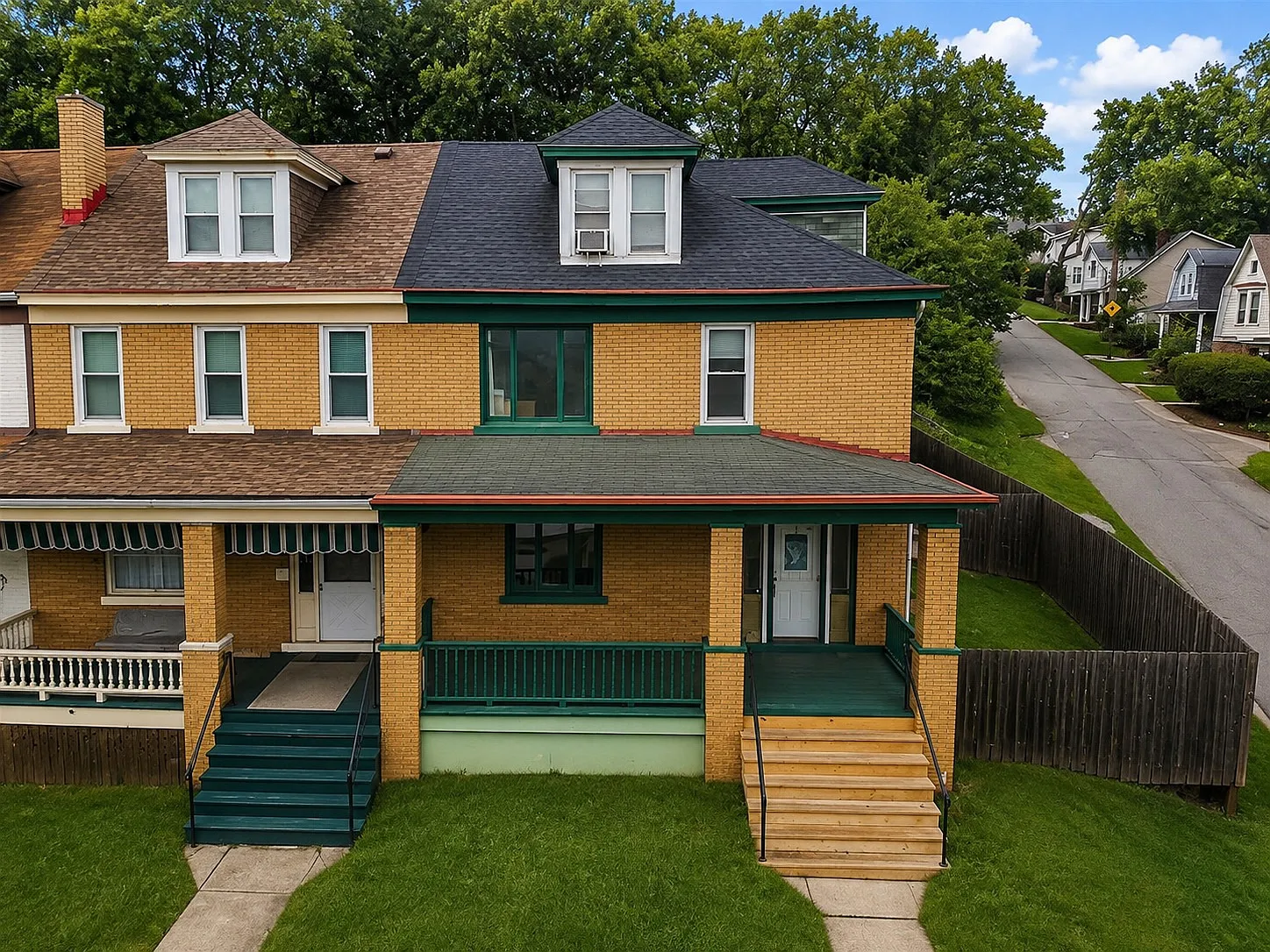 4 bed, 1400 sqft, $2,000 — Photo 1