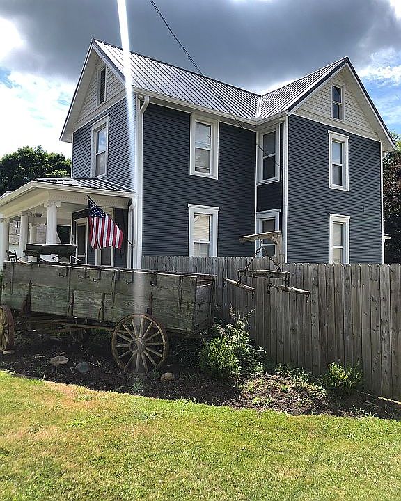 2nd image of 11124 Lincoln St SE