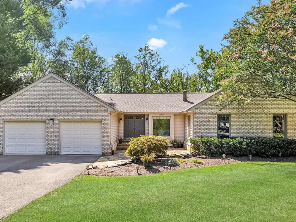 12420 Goldfinch Ct, Potomac, MD 20854