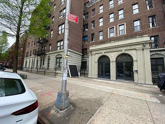 Rented by Lang Realty LLC | media 3