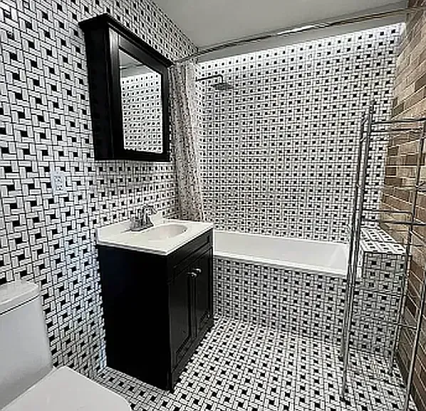 615 E 17th St #4M — Photo 5