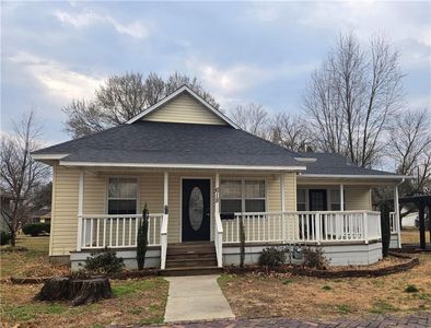 618 E 21st St, Pittsburg, KS, 66762