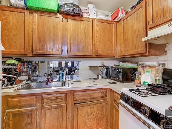4th image of 117 Thomas S Boyland St APT 1B