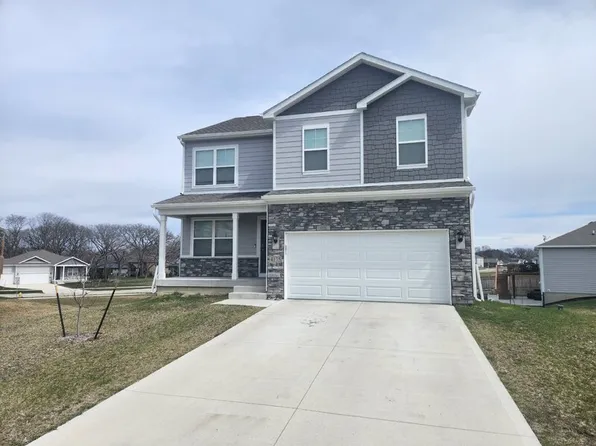 4175 Cheyenne Ct, Waukee, IA 50263