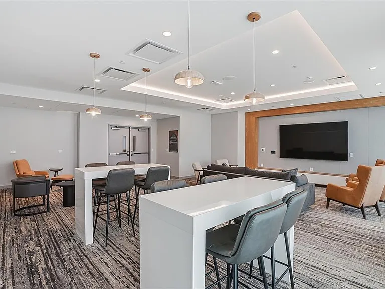 400 Central Ave #301 — Photo 39