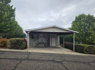 235 Green Vista Ln, Roseburg, OR 97471