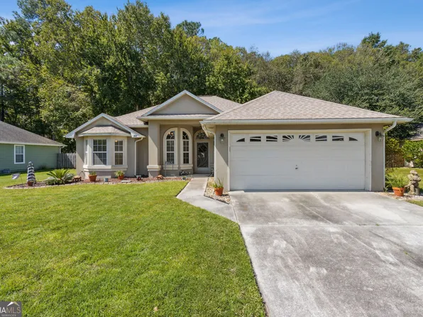 207 Wild Grape Dr, Saint Marys, GA 31558