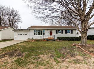 262 E Cook St, Macon, IL 62544