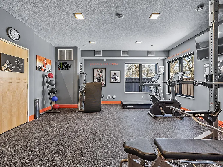 907 Winter St NE #201 — Photo 45