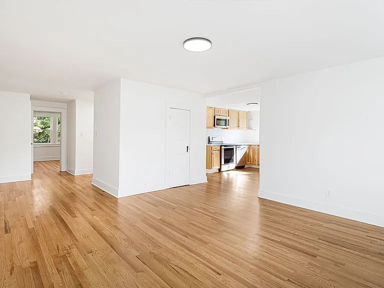 431 S Broad St #2 — Photo 6