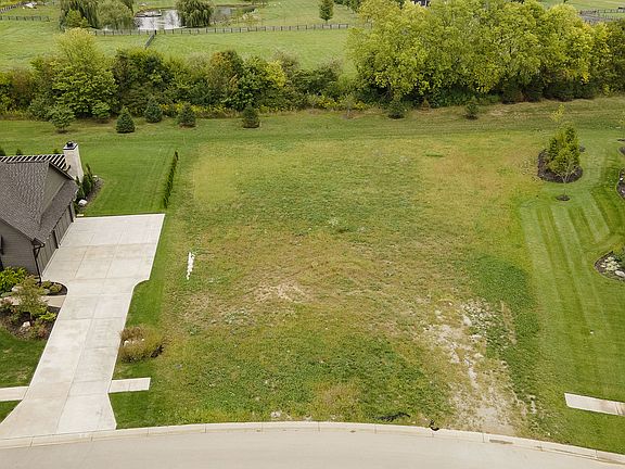 3rd image of 5186 Hanley Ln