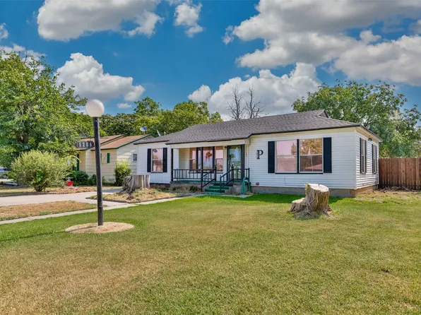 1206 N Morris St, Gainesville, TX 76240