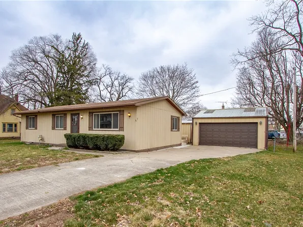 1206 Peniel St, University Park, IA 52595