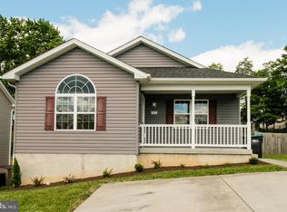 321 Stickley St, Strasburg, VA 22657