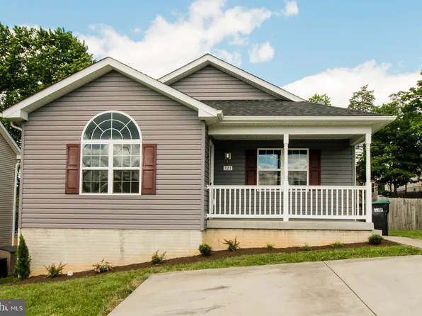 321 Stickley St, Strasburg, VA 22657