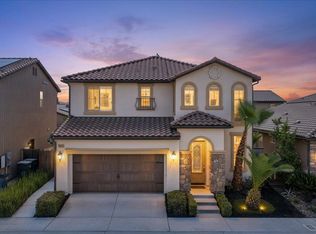 11642 N Bella Vita Ave, Fresno, CA 93730
