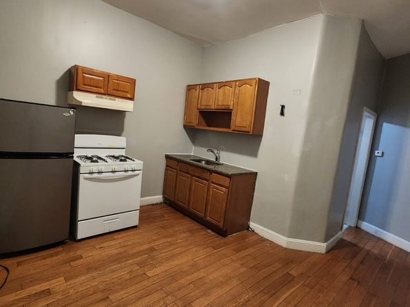 138-140 Clinton Ave #1B