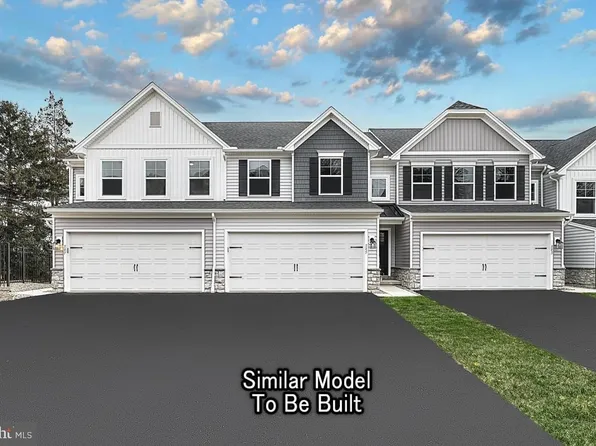 166 Emma Cir Lot 105, Harrisburg, PA 17112