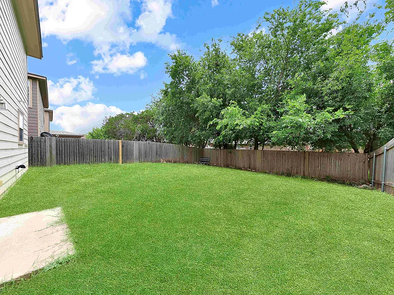 9203 Sage Valley Dr — Photo 24
