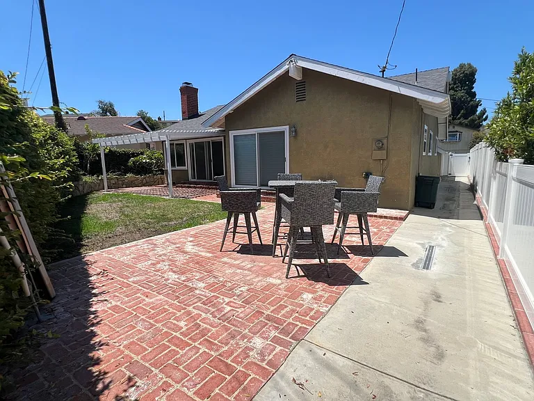 108 S Ellery Dr — Photo 38