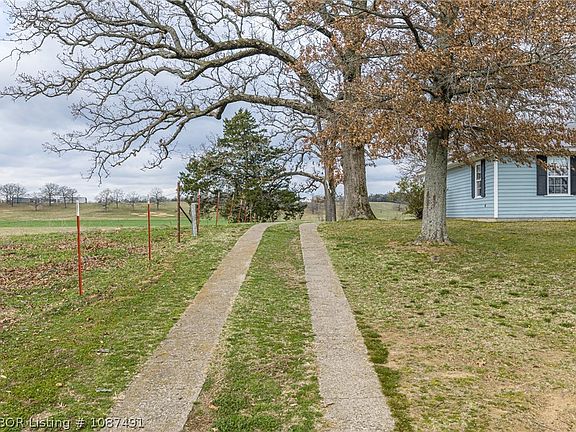 5th image of 255 Spielerville Rd