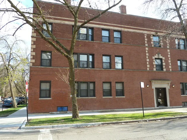 3600 S Wood St #3R — Photo 3