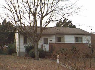 932 Clarke St, Petersburg, VA 23803