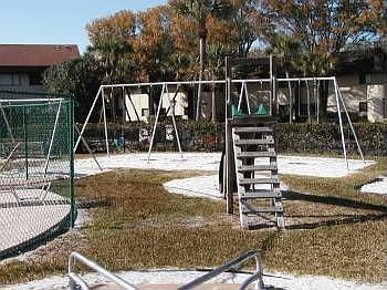 5th image of 10735 Village Club Cir #206
